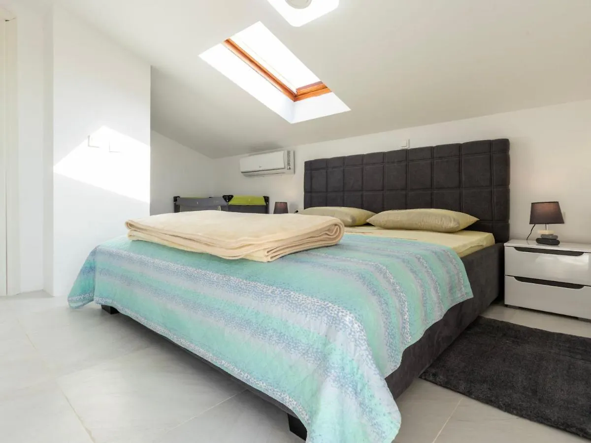 Holiday Home Opera By Interhome Razanac