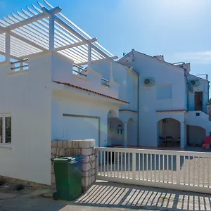  Apartament Miocic